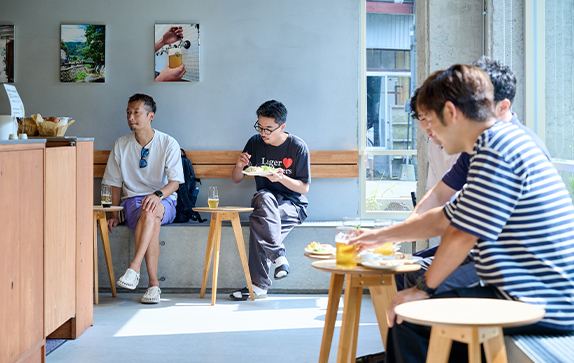 CRAFTROCK TAPROOM 高尾